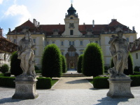 Valtice zmek